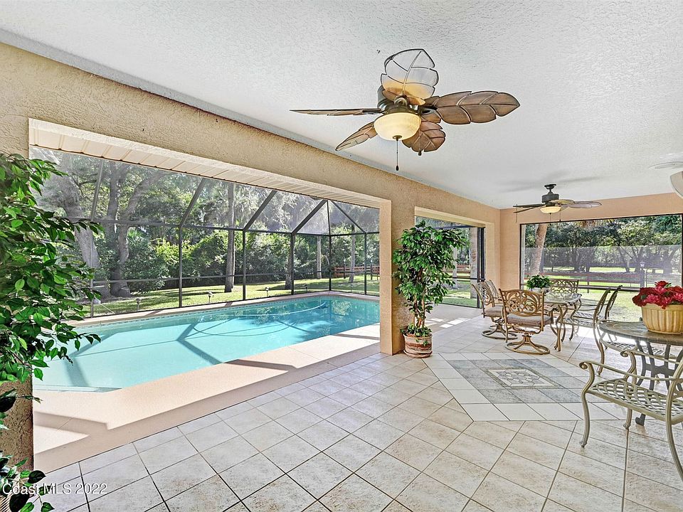 1st image of 3680 Fox Wood Dr