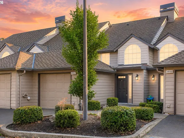 3990 Carman Dr, Lake Oswego, OR 97035