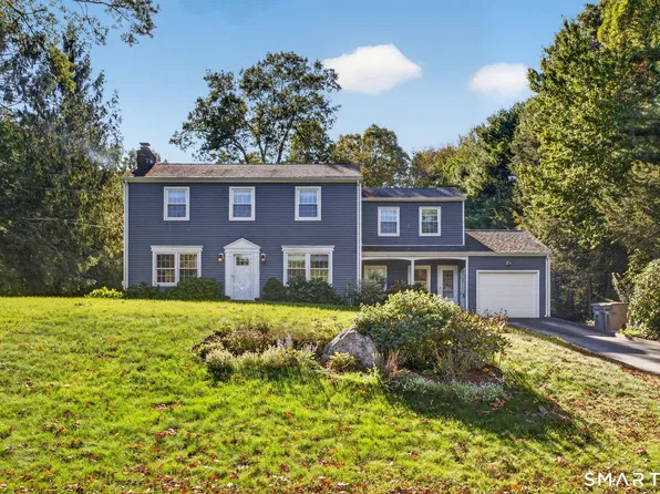 10 Cavasin Drive, East Lyme, CT 06333