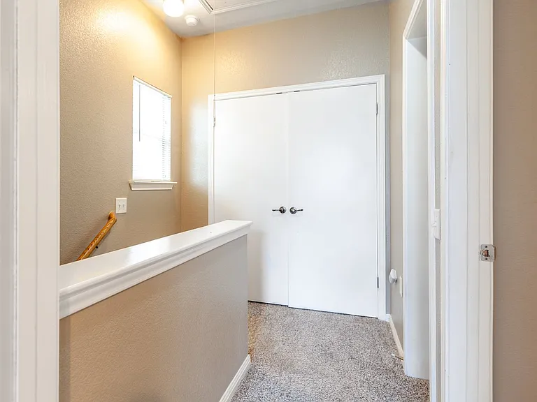 2326 Webberville Rd #B — Photo 13