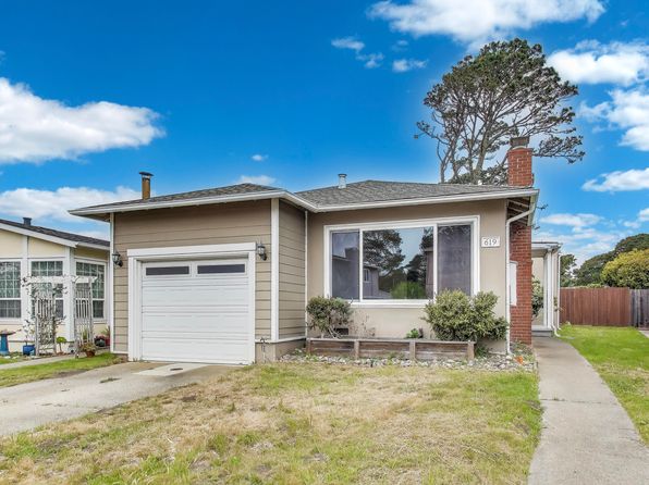619 Forest Lake Dr, Pacifica, CA 94044