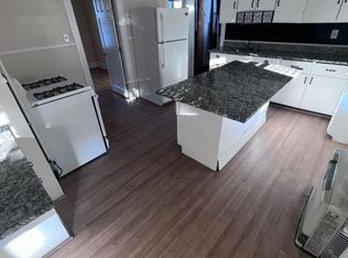 35 Maple St FLOOR 2, Fitchburg, MA 01420