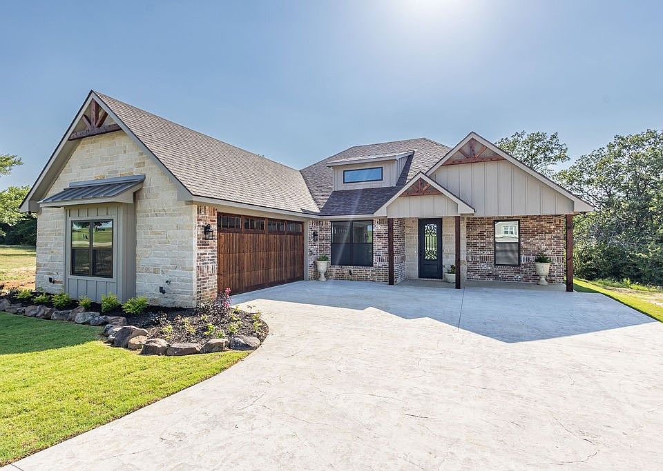 1st image of 73 Dublin Cir