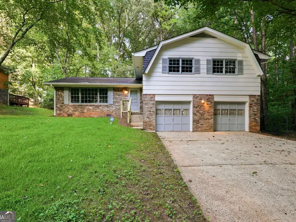 7052 Lodgepole Dr, Morrow, GA 30260