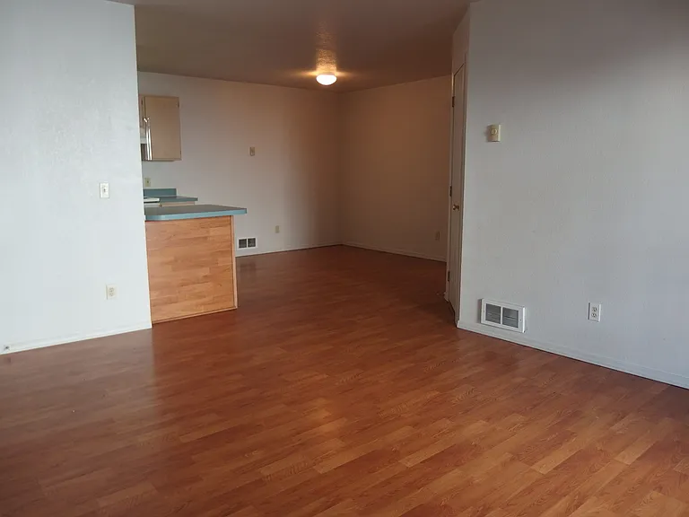 1443 Northwood Dr — Photo 12