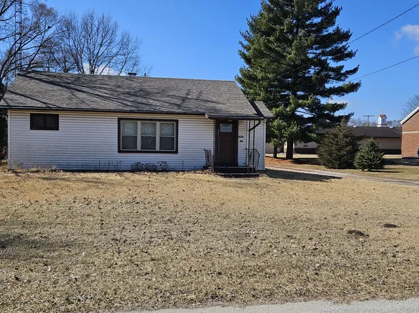 105 S Clay St, San Pierre, IN 46374