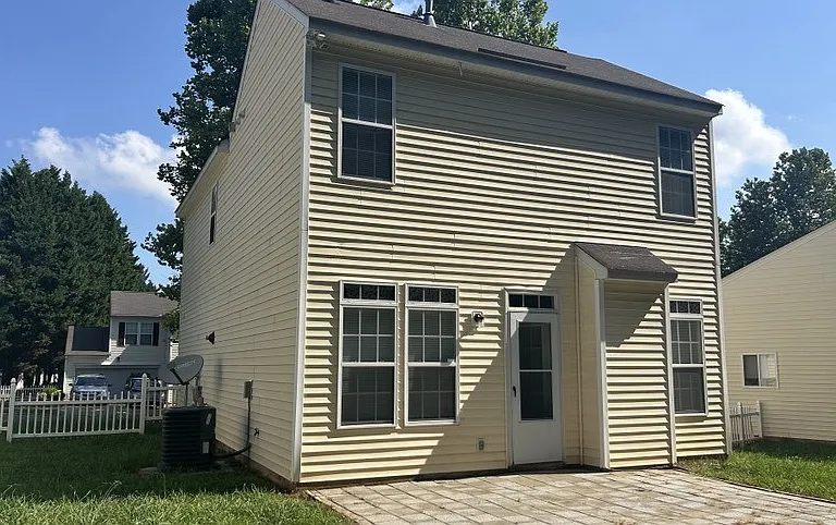2840 Oasis Ln — Photo 15