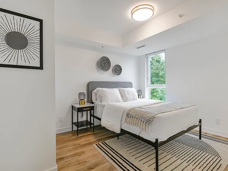 19 Robinson Ave — Photo 10