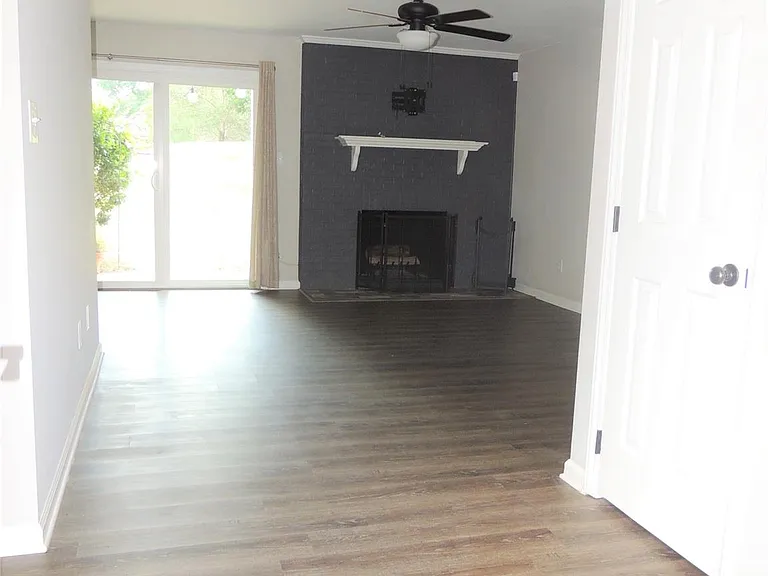 9252 Kings Canyon Dr — Photo 2