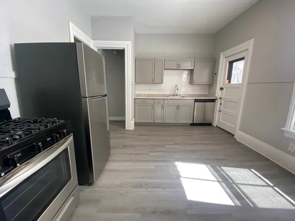 1439 W 54th St, Cleveland, OH 44102