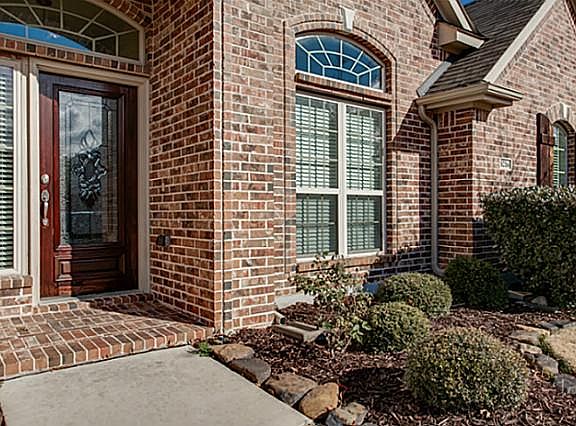 3rd image of 6216 Whetstone Dr