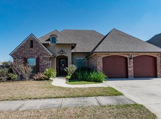 101 Captain Rick Dr, Youngsville, LA 70592