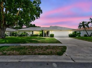 2418 Cardwell Way, Sarasota, FL 34231