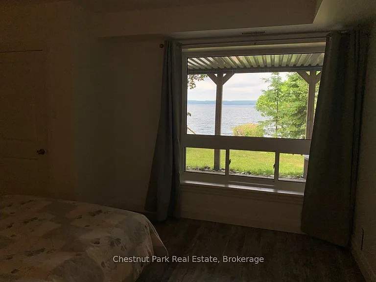 34 Georgian Ln #B — Photo 6