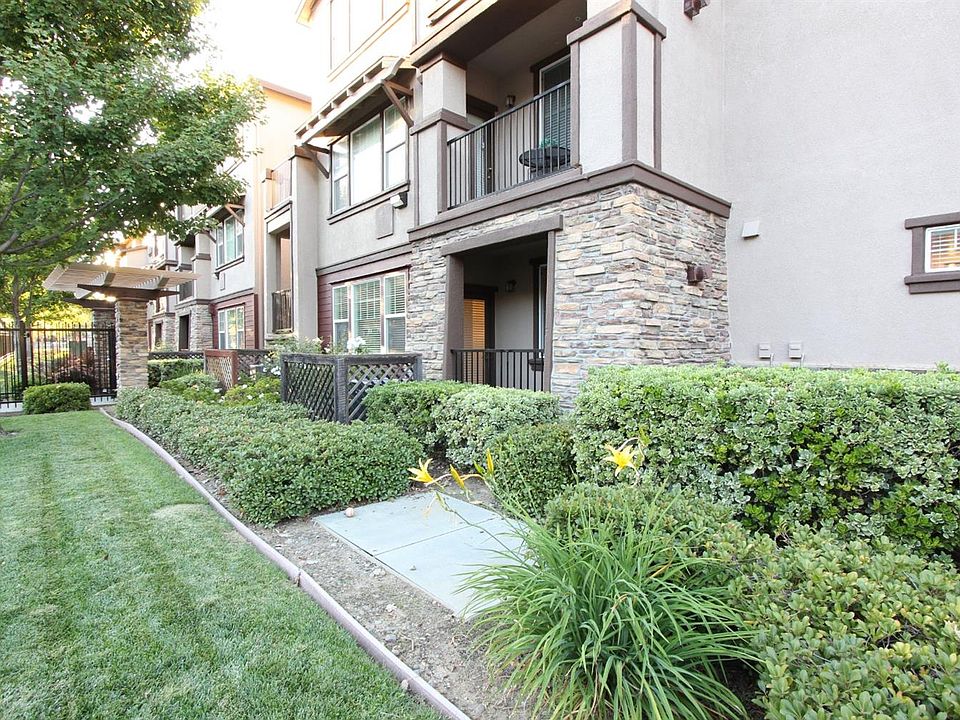 1st image of 12400 Fair Oaks Blvd APT 212