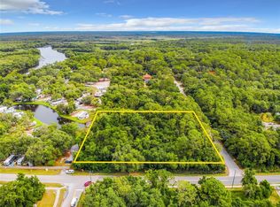 8 River Bluff Trl, Debary, FL 32713