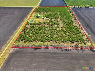 455 Buentello Rd, Victoria, TX 77905
