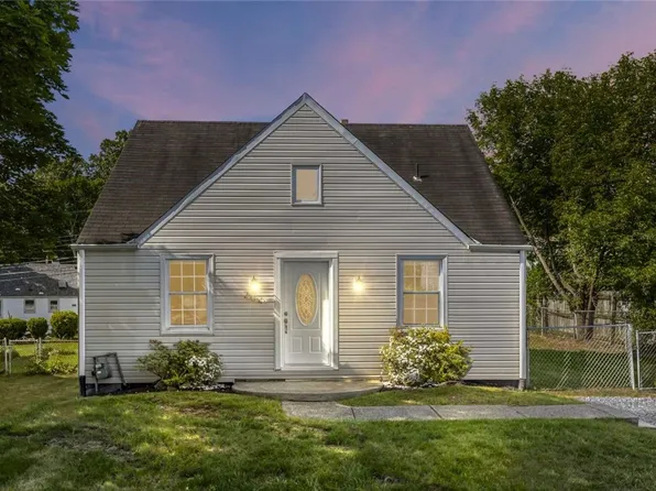 204 Delaware Dr, Glenshaw, PA 15116