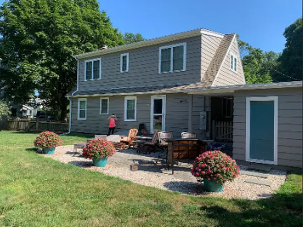 (undisclosed Address), Old Saybrook, CT 06475
