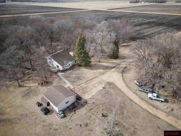 69193 380th St, Saint James, MN 56081