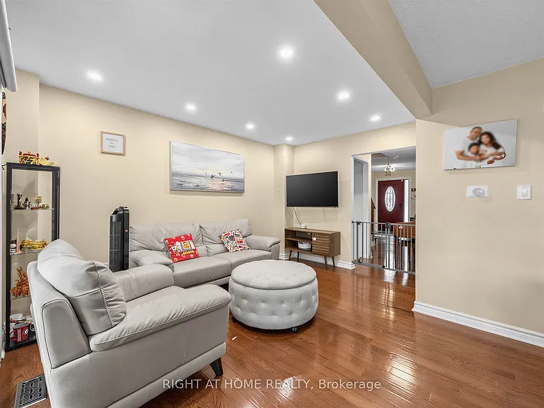 1663 Tawnberry St — Photo 16