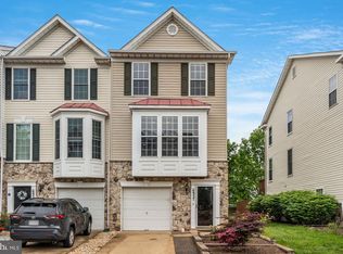 6957 Cromarty Dr, Alexandria, VA 22315