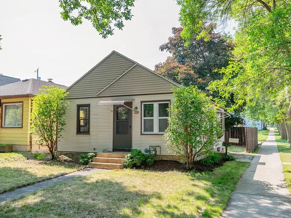 901 East Holt AVENUE, Milwaukee, WI 53207