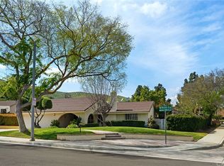 5490 Circle View Dr, Riverside, CA 92505