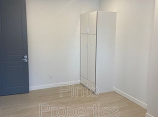 10749 86th Ave NW UNIT 1, Edmonton, AB T6E 2M8