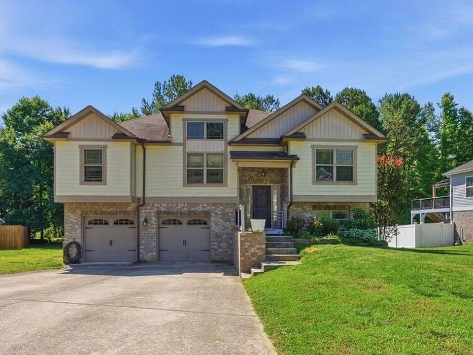 1st image of 9023 Wood Dale Ln #202