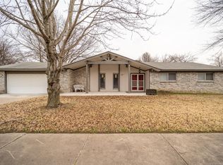 917 W Madison St N, Broken Arrow, OK 74012