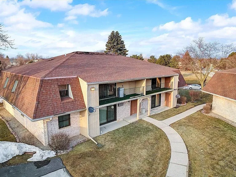 3215 W Mangold Ave #C — Photo 28