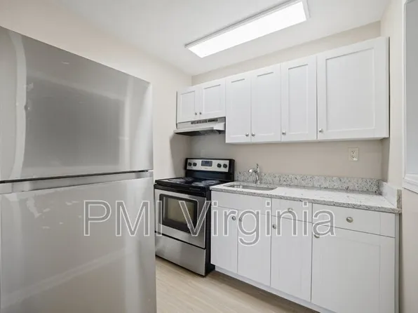 311 Ashlawn Dr APT 3, Norfolk, VA 23505