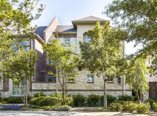 3719 Northwest Pkwy, Dallas, TX 75225