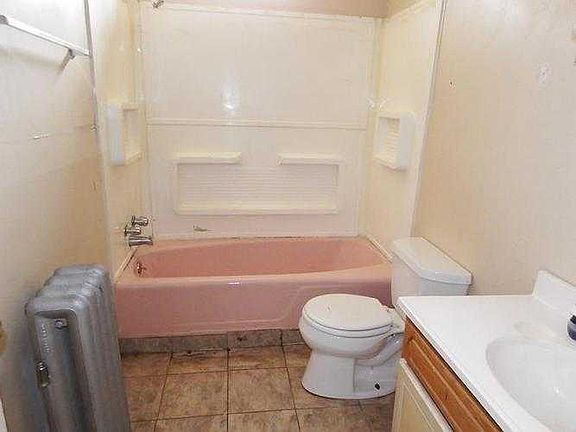 2nd fl bath
