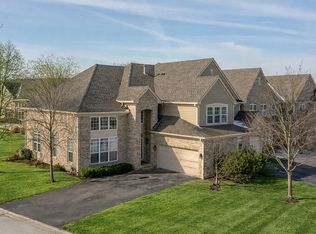 500 Stone Canyon Cir, Inverness, IL 60010