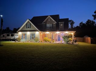 108 Peytons Ridge Dr, Hubert, NC 28539