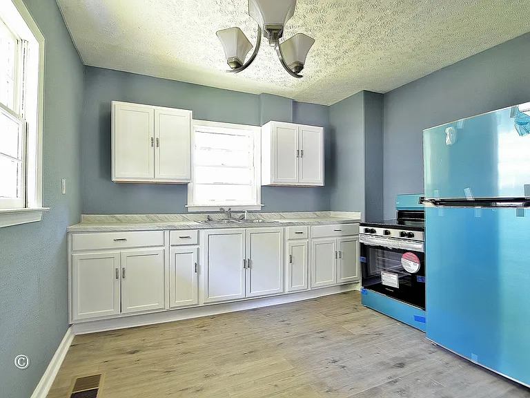 151 Torch Hill Rd — Photo 2