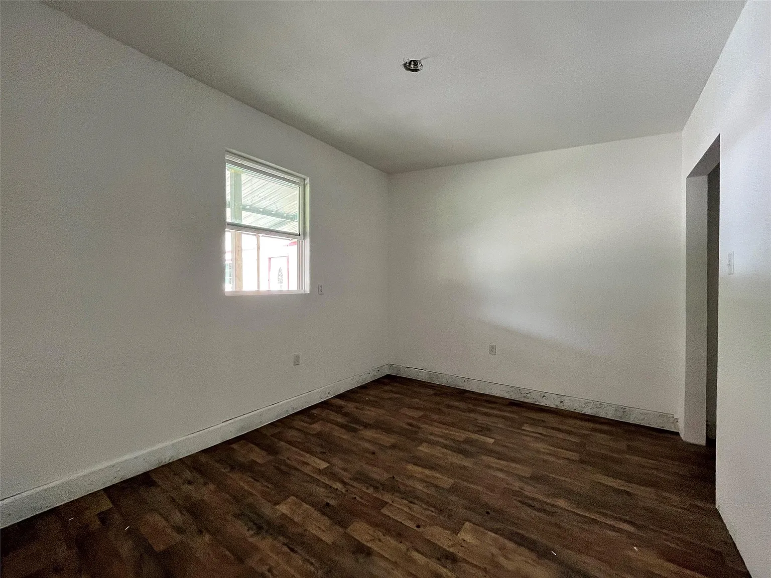 1 bed, 1.0 bath, 750 sqft, $850 — Photo 4
