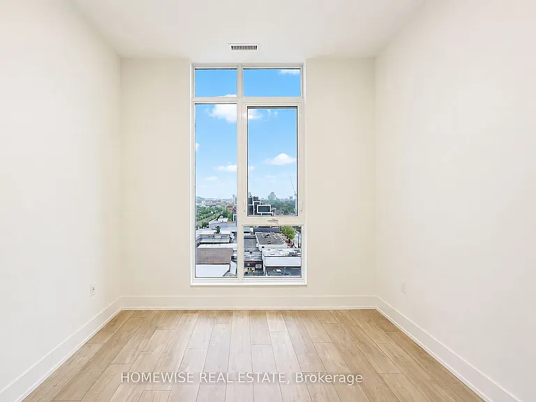 858 Dupont St #Penthouse 28 — Photo 17