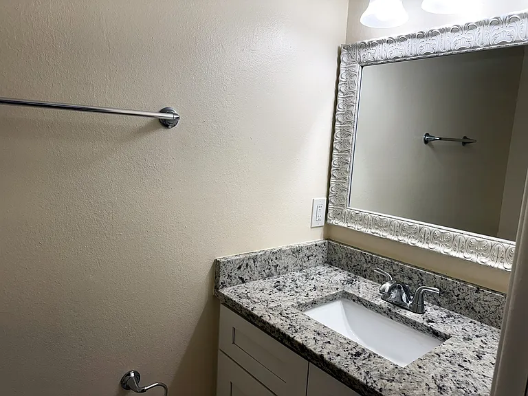 606 Ole Plantation Dr — Photo 5