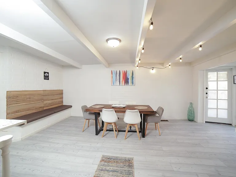 5543 N 7th St — Photo 10