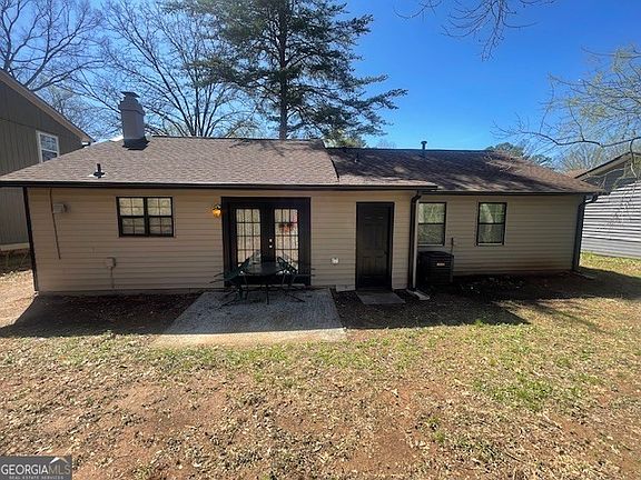 4th image of 846 Martin Rd