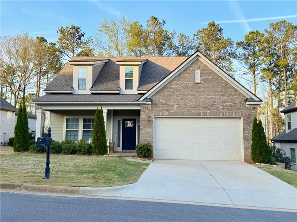 942 Falconer Dr, Auburn, AL 36832