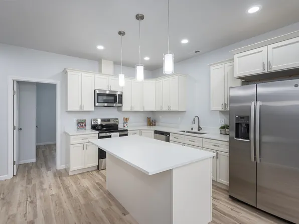 1927 W Basin St #A-b, Moses Lake, WA 98837