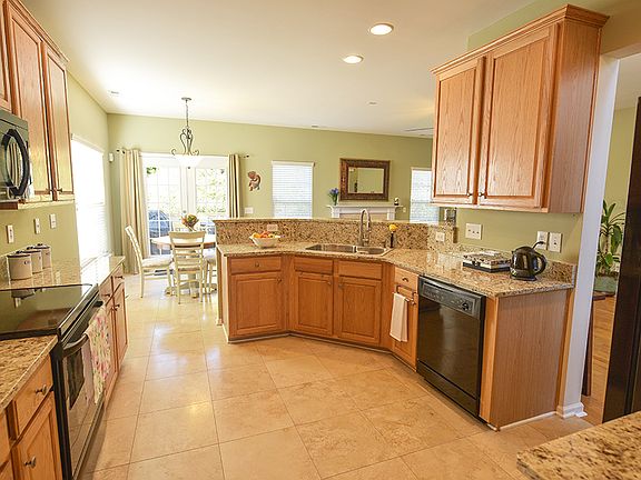2nd image of 508 Amersham Ln