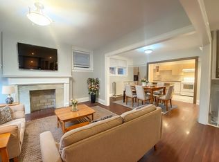 341 Saint Clair Ave W SUITE A, Toronto, ON M5P1N3