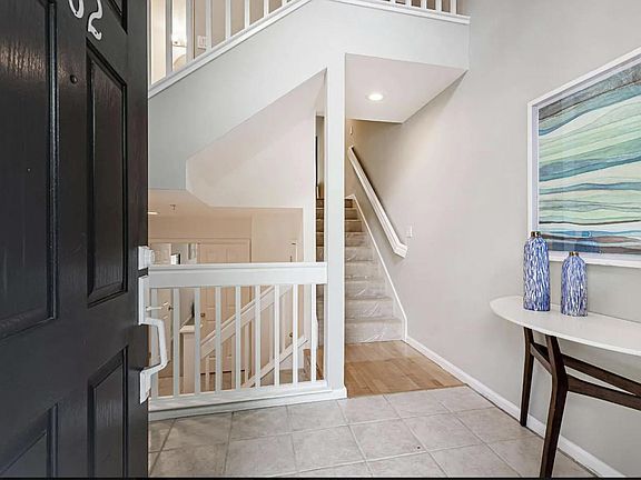 5th image of 562 Driscoll Pl