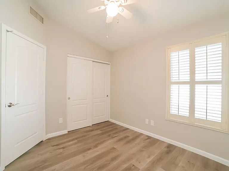 15345 W Lea Ln — Photo 11