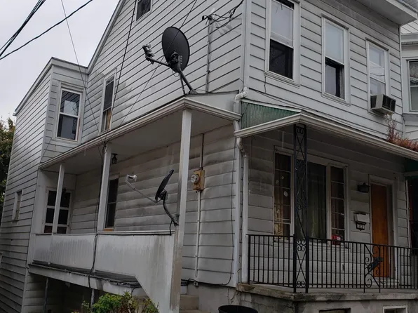213 N George St, Pottsville, PA 17901